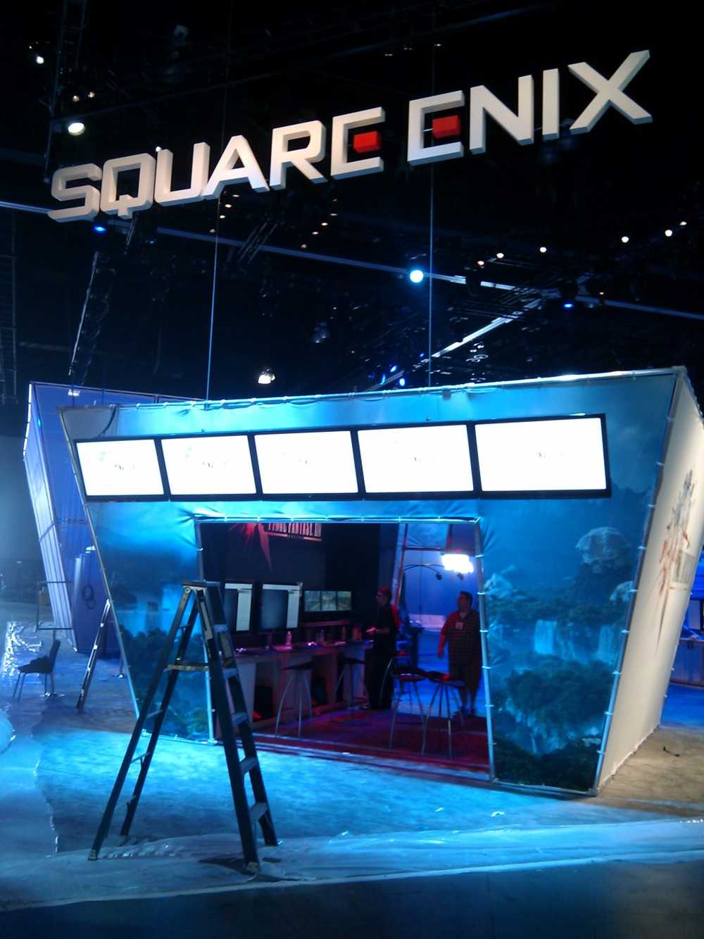 E32010 booth.jpg